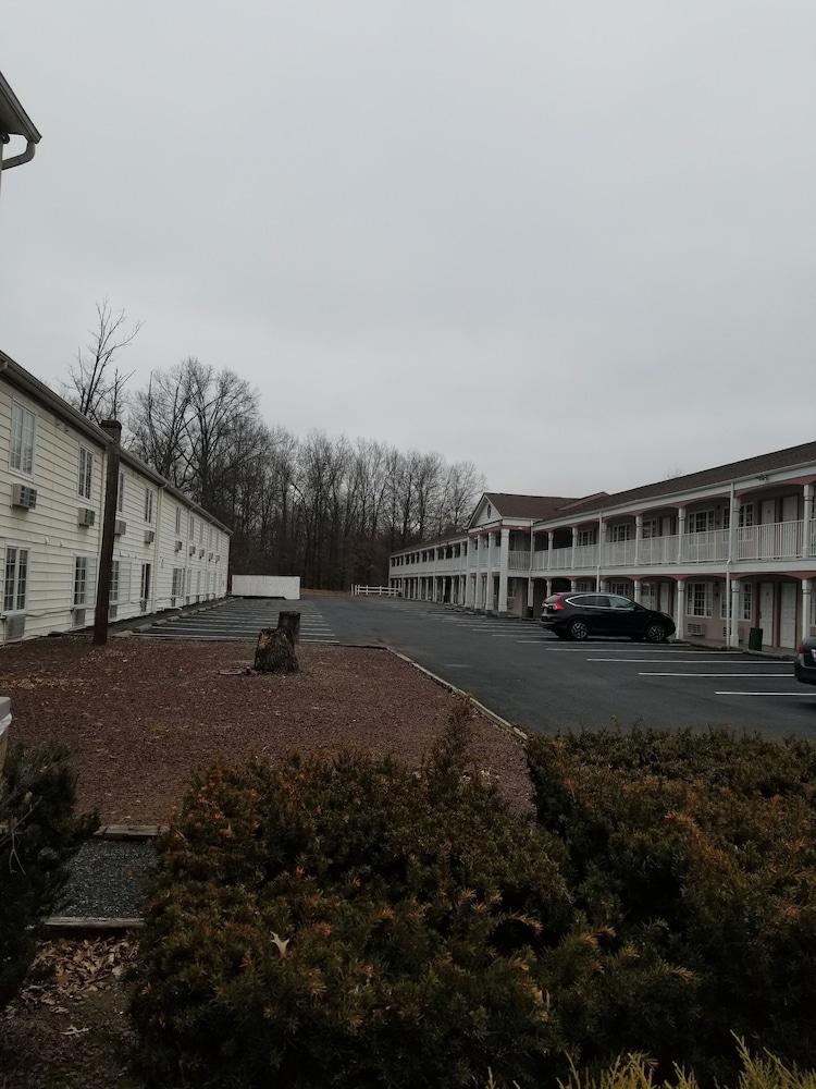 Ramada Inn Stadtteil Flemington Exterior foto